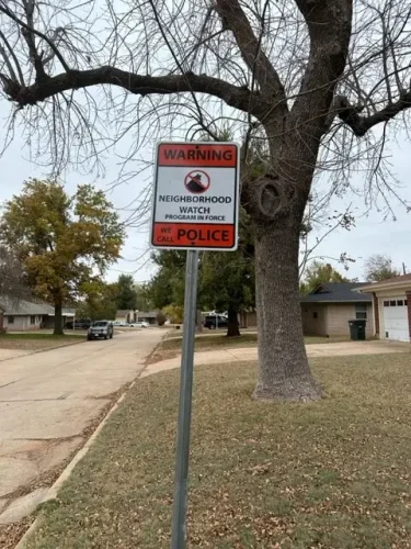 Sign 3